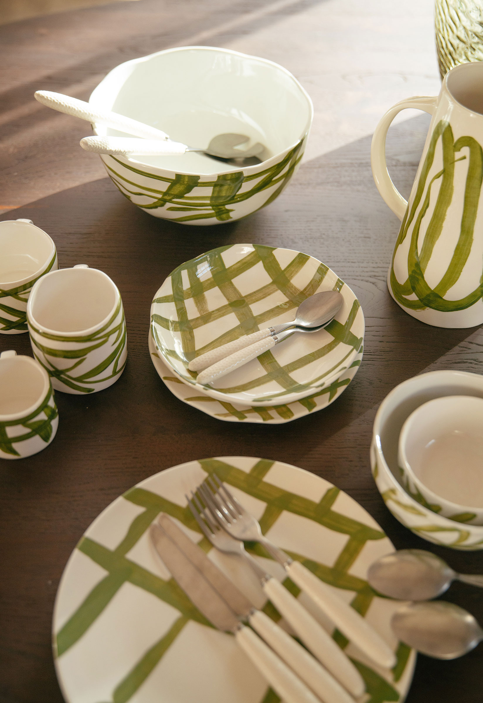 Pomax-012026-showroom-mademoiselle-c-01 Table de petit déjeuner avec vaisselle sélectionné par Mademoiselle C